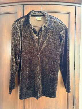 Velvet Leopard Print Button-Up Shirt - Brown/Black